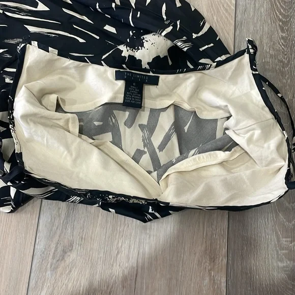 The Limited 100% Silk black and cream dress size 6 - Picture 4 of 4